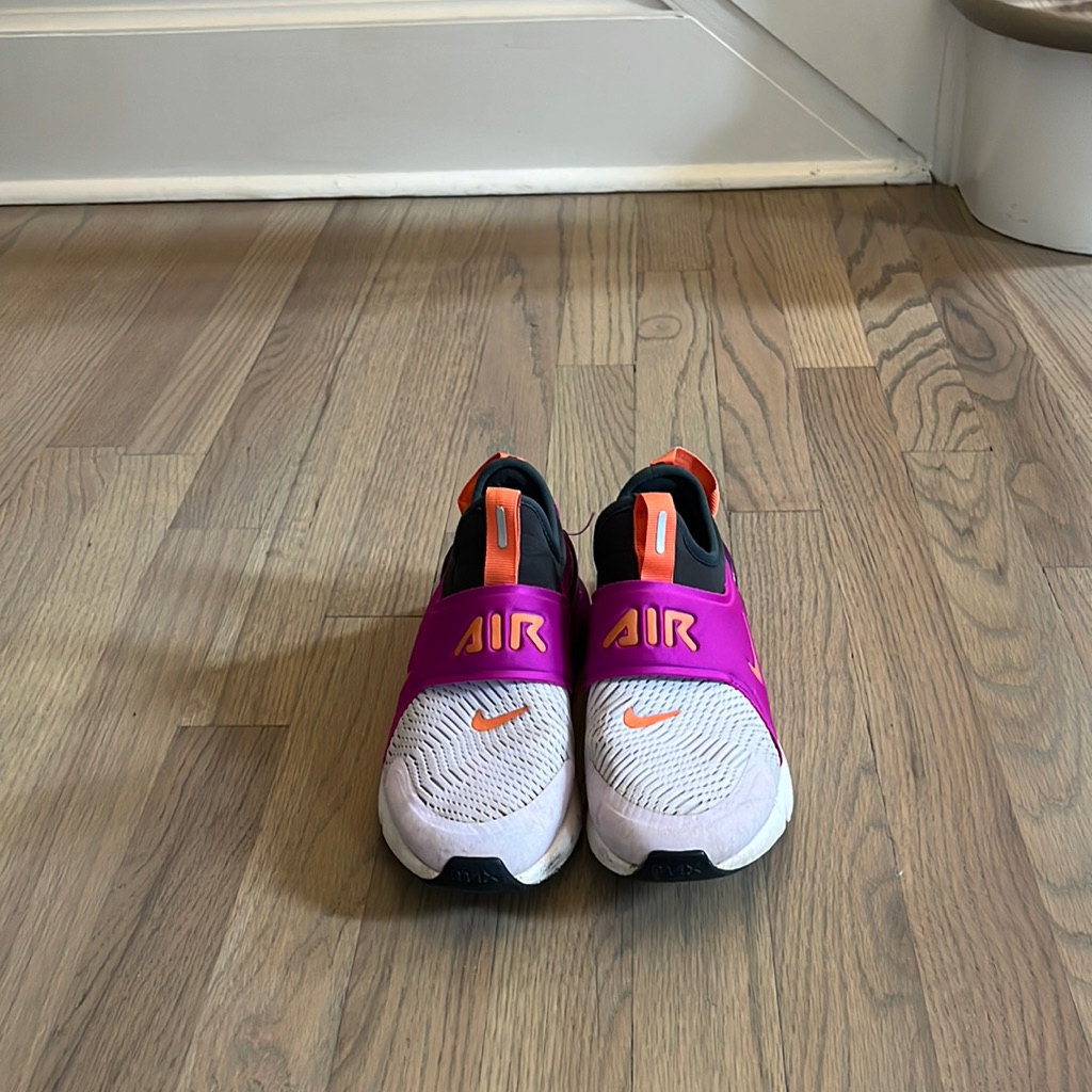Girls Size 4y Shoes From Nike.